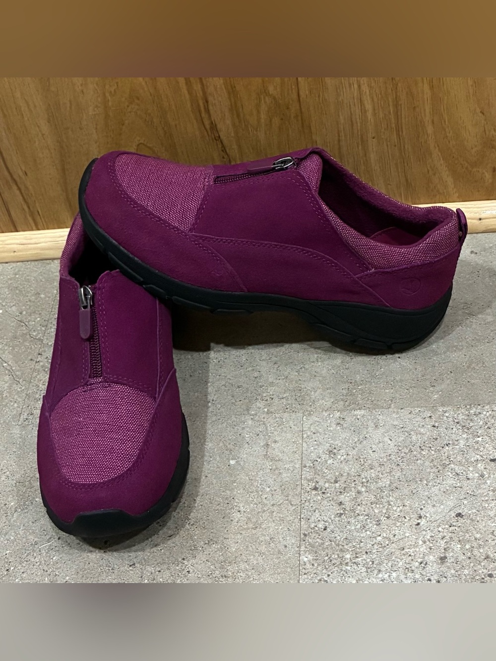 Womens LANDS’ END Zippered Shoes, sz 9.5